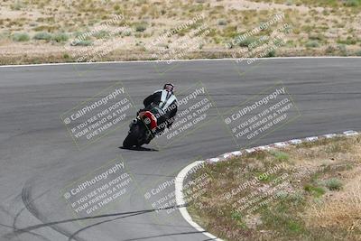 media/Apr-20-2025-AHRMA (Sun) [[393a79c373]]/Race/Group 8/Turn 4b/